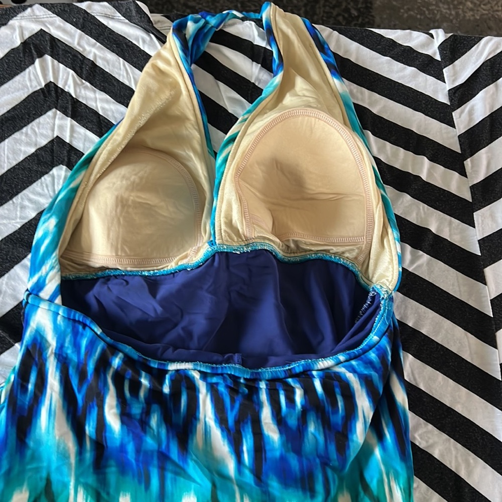 INC International Concepts size 10 one piece tankini - Picture 4 of 8